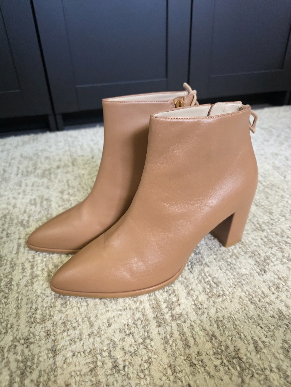 NEW STUART WEITZMAN - Women's Tan Leather Pointed Toe Block Heel Ankle Boots